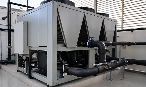 Chiller instalado em uma central de climatização